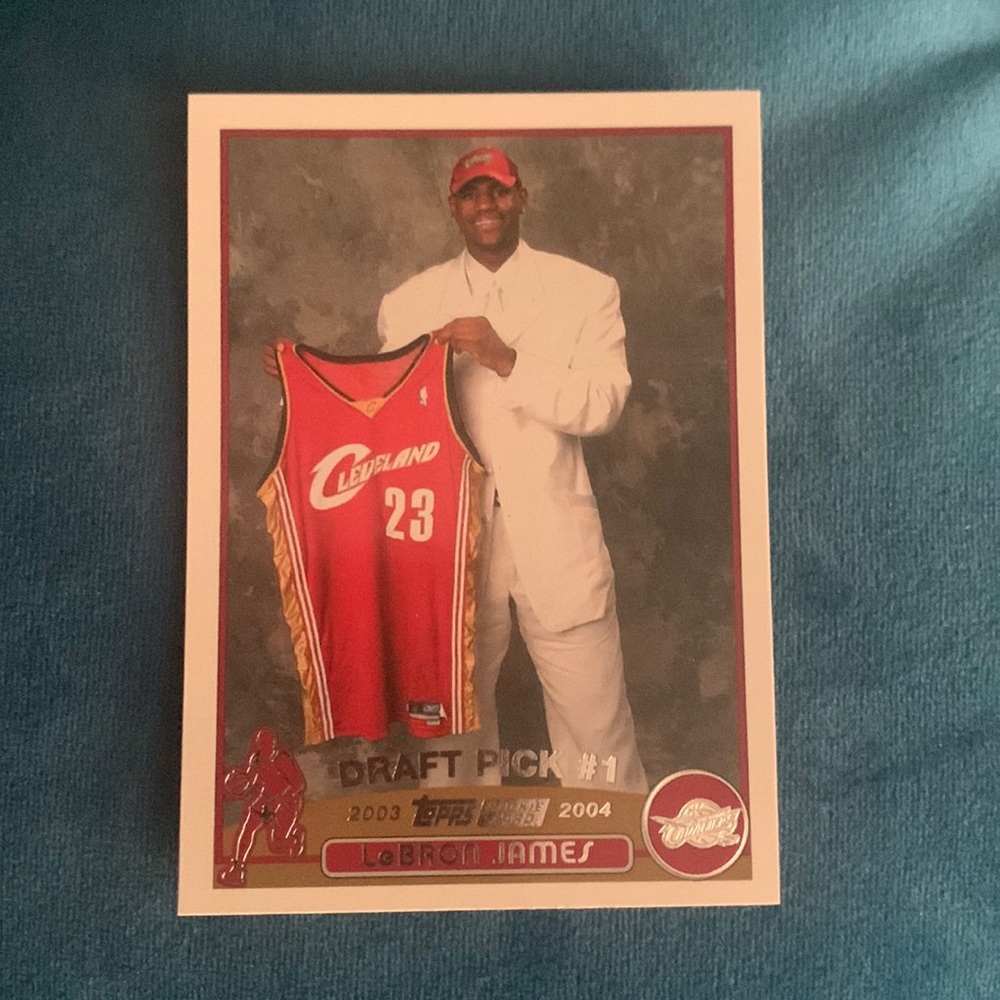 LeBron James rookie card / mint condition / 2003 topps